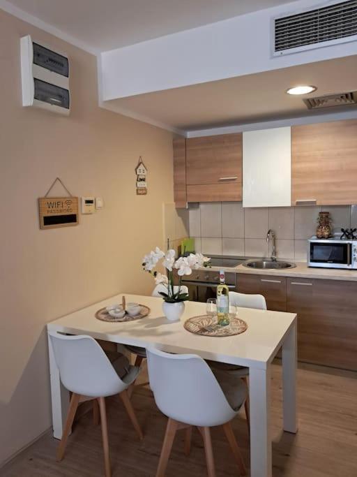 Holiday Home Apartment Budva Exterior foto